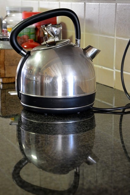 electric-kettle-gf47ed59cd_640