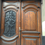 Jak znaleźć najlepsze drzwi drewniane w Warszawie?